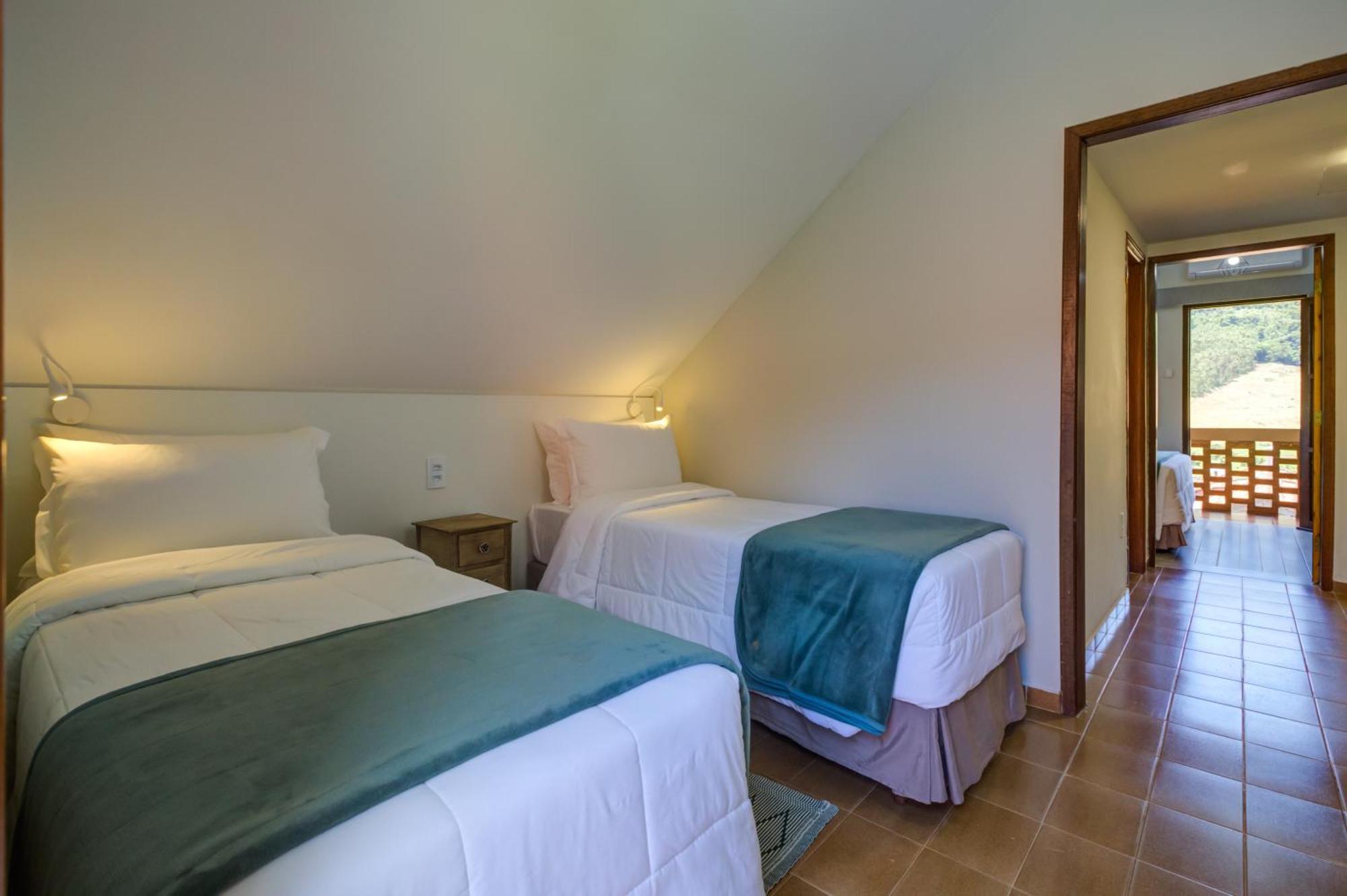 Filimahalo Hotel Серра-Негра Екстер'єр фото