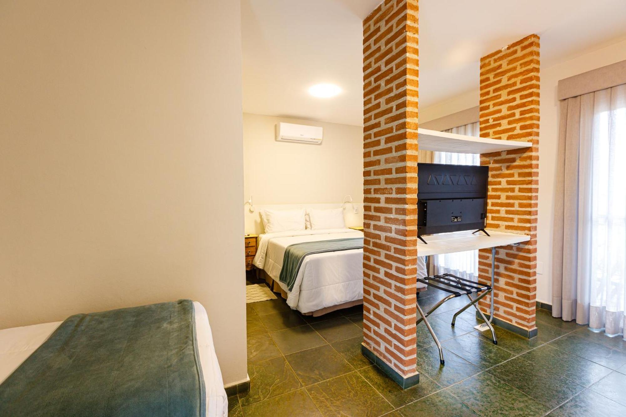 Filimahalo Hotel Серра-Негра Екстер'єр фото